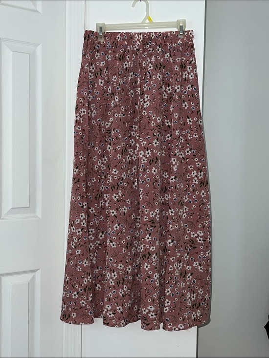 Bluetime Dresses & Skirts - NWOT Floral Maxi Skirt in Dusty Rose
